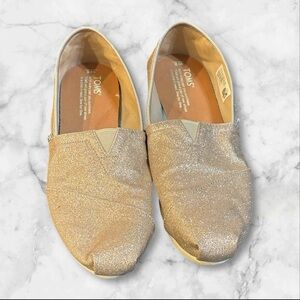 TOMS Women's Sparkling Glitter Flats- Gold